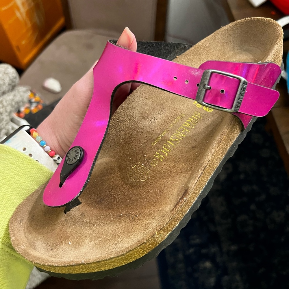 Birkenstock gizeh birko-flor. Size 39. Pink metallic